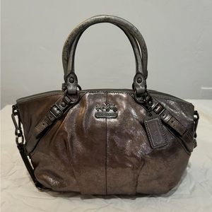 Coach hand bag with shoulder strap